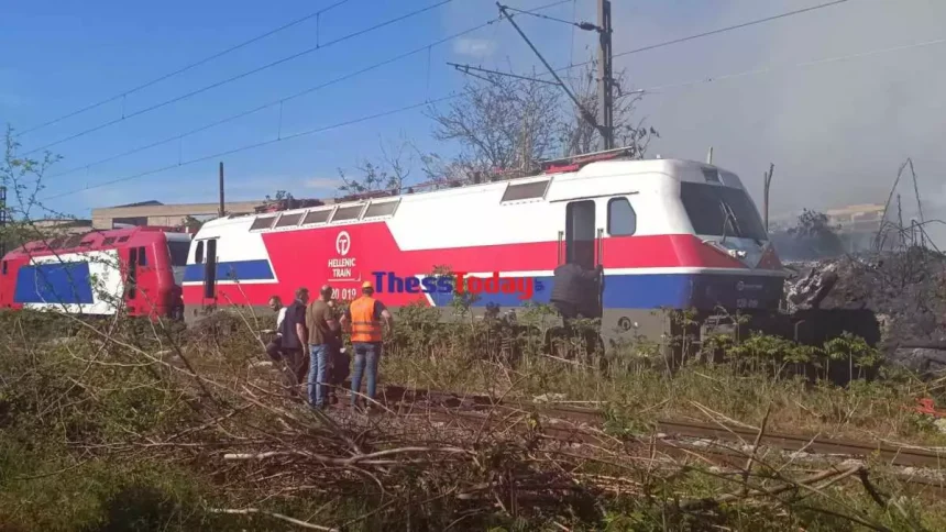 Φθορές σε αμαξοστοιχία της Hellenic Train από φωτιά – Σώθηκαν τελευταία στιγμή οι μηχανοδηγοί 1
