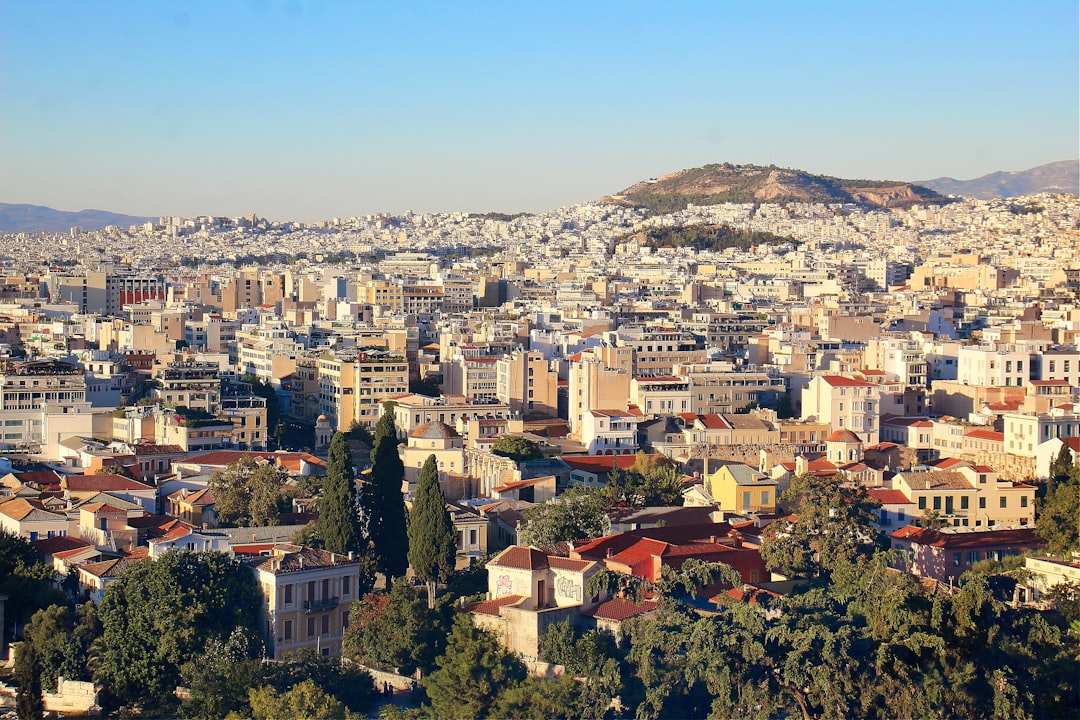 8 Νόμιμοι Τρόποι να Αποφύγετε τα Τεκμήρια της Εφορίας